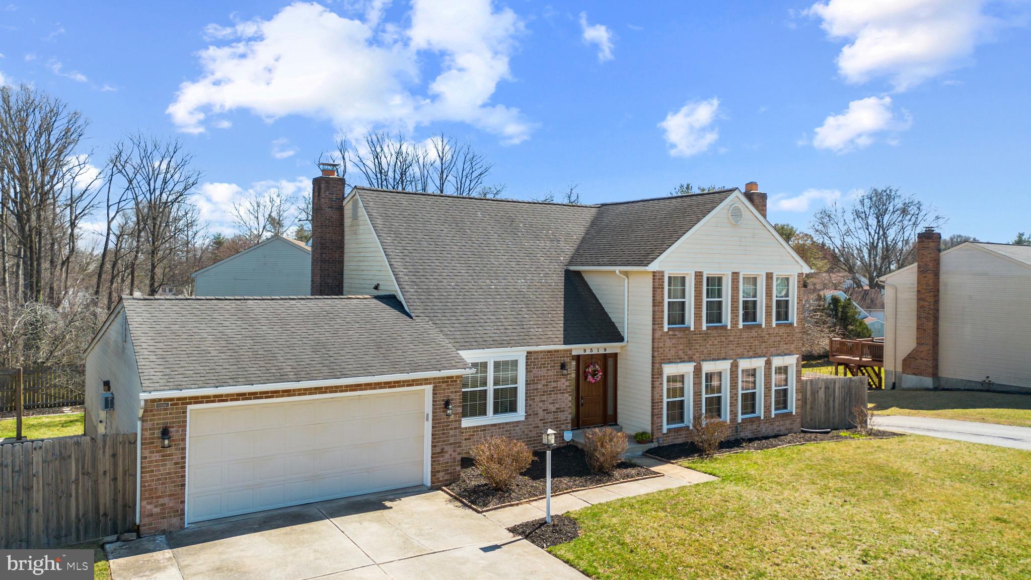 SEVEN COURTS - Residential