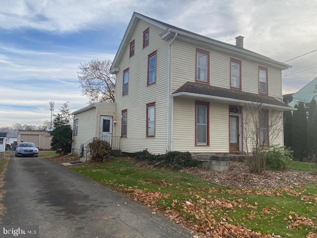 Photo of 201 Maple Street, Gordonville, PA 17529 (MLS # PALA2044482)