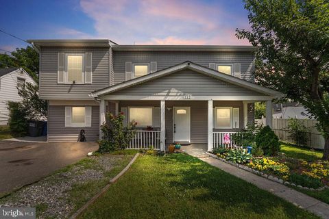 112 POLK DRIVE MANASSAS PARK VA 20111