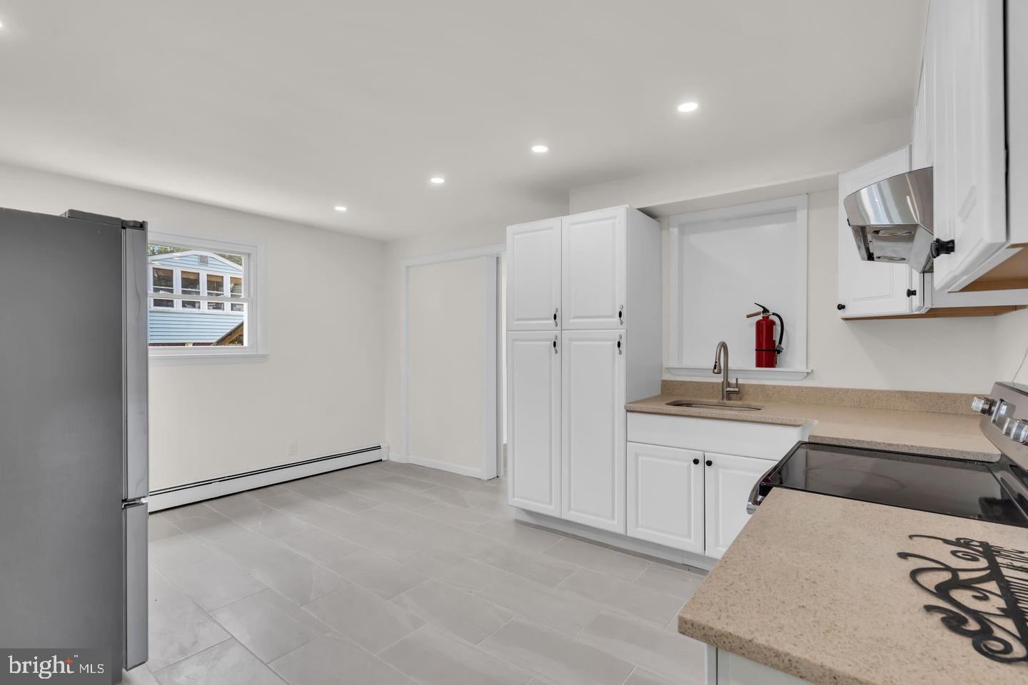 520 W VIRGINIA ROAD