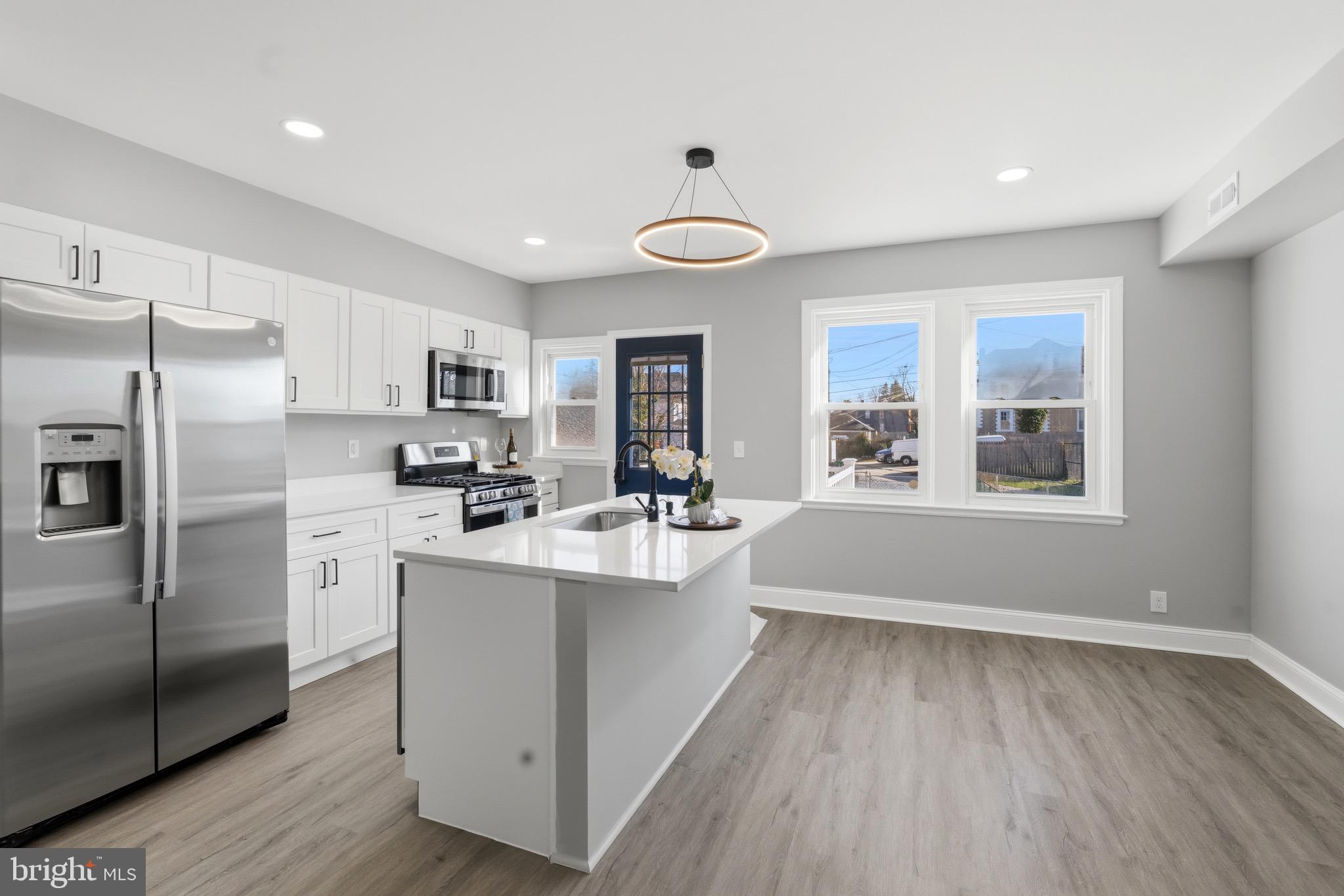 WEST ARLINGTON - Residential