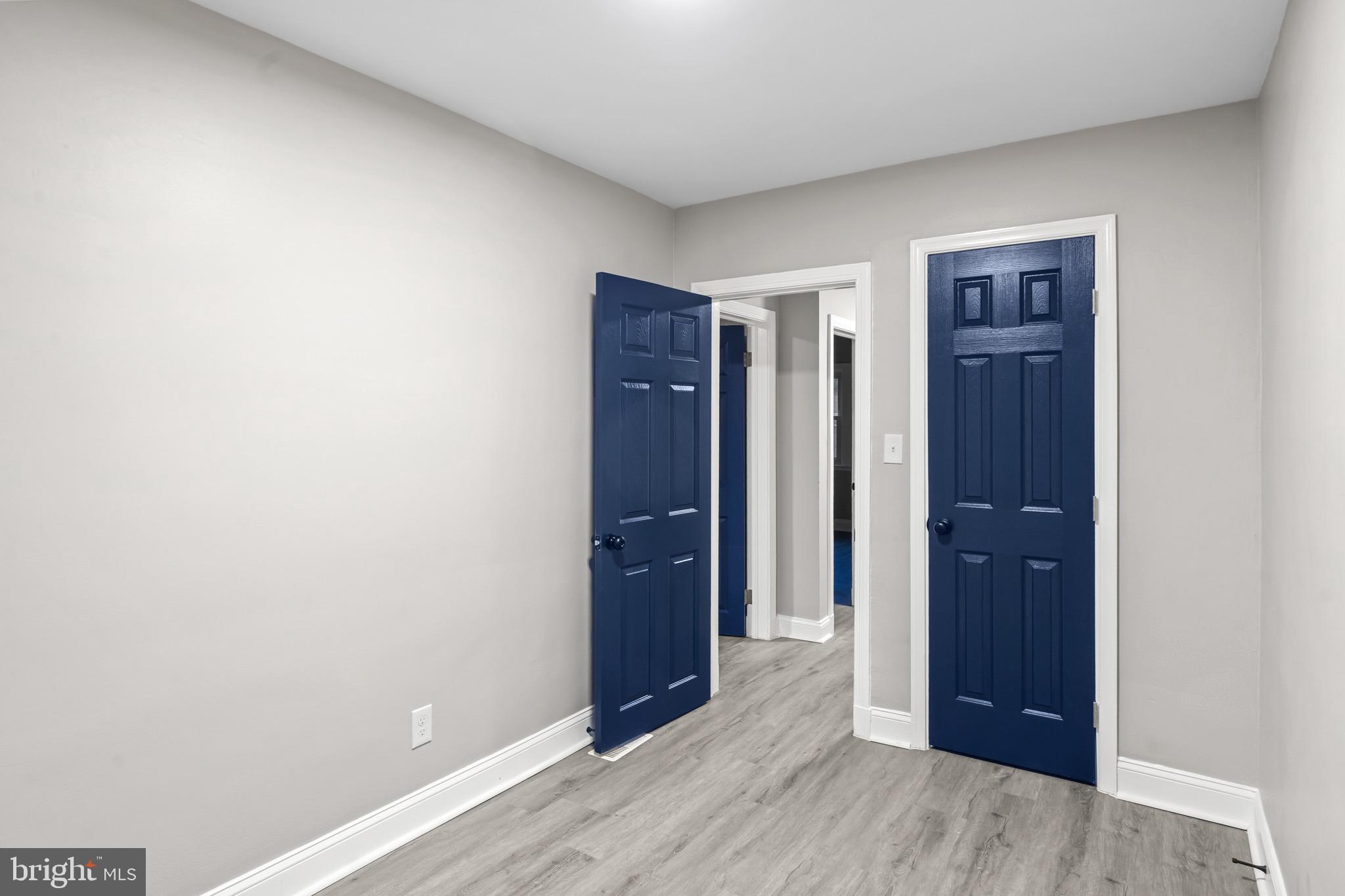 WEST ARLINGTON - Residential