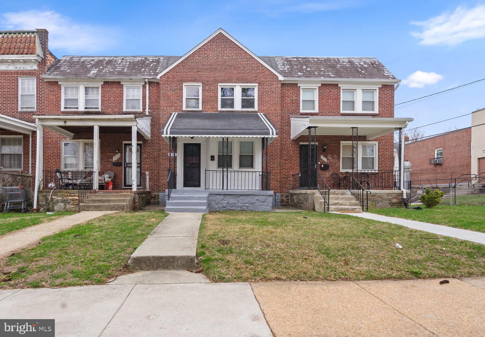 WEST ARLINGTON - Residential