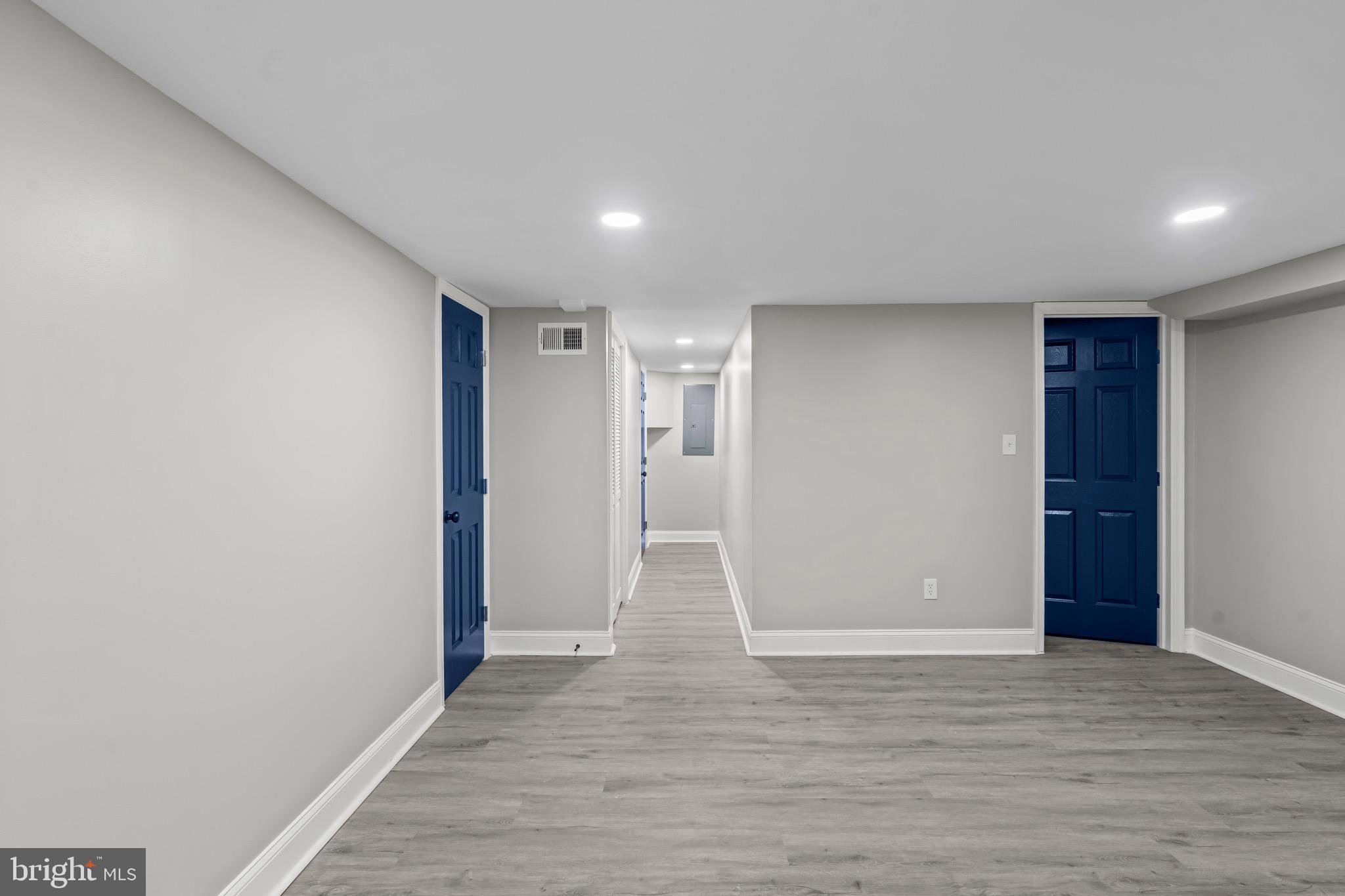 WEST ARLINGTON - Residential