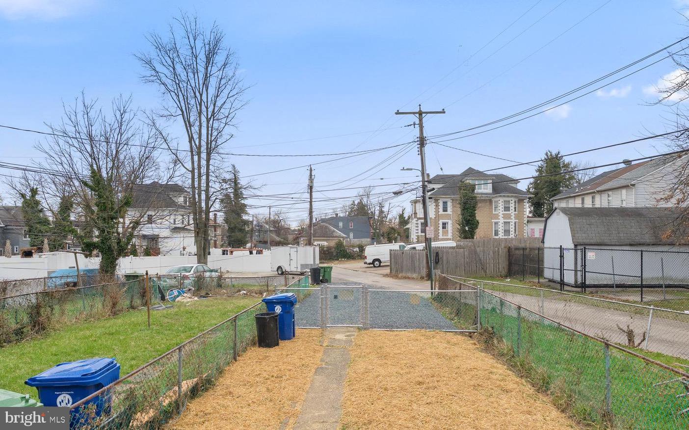 WEST ARLINGTON - Residential