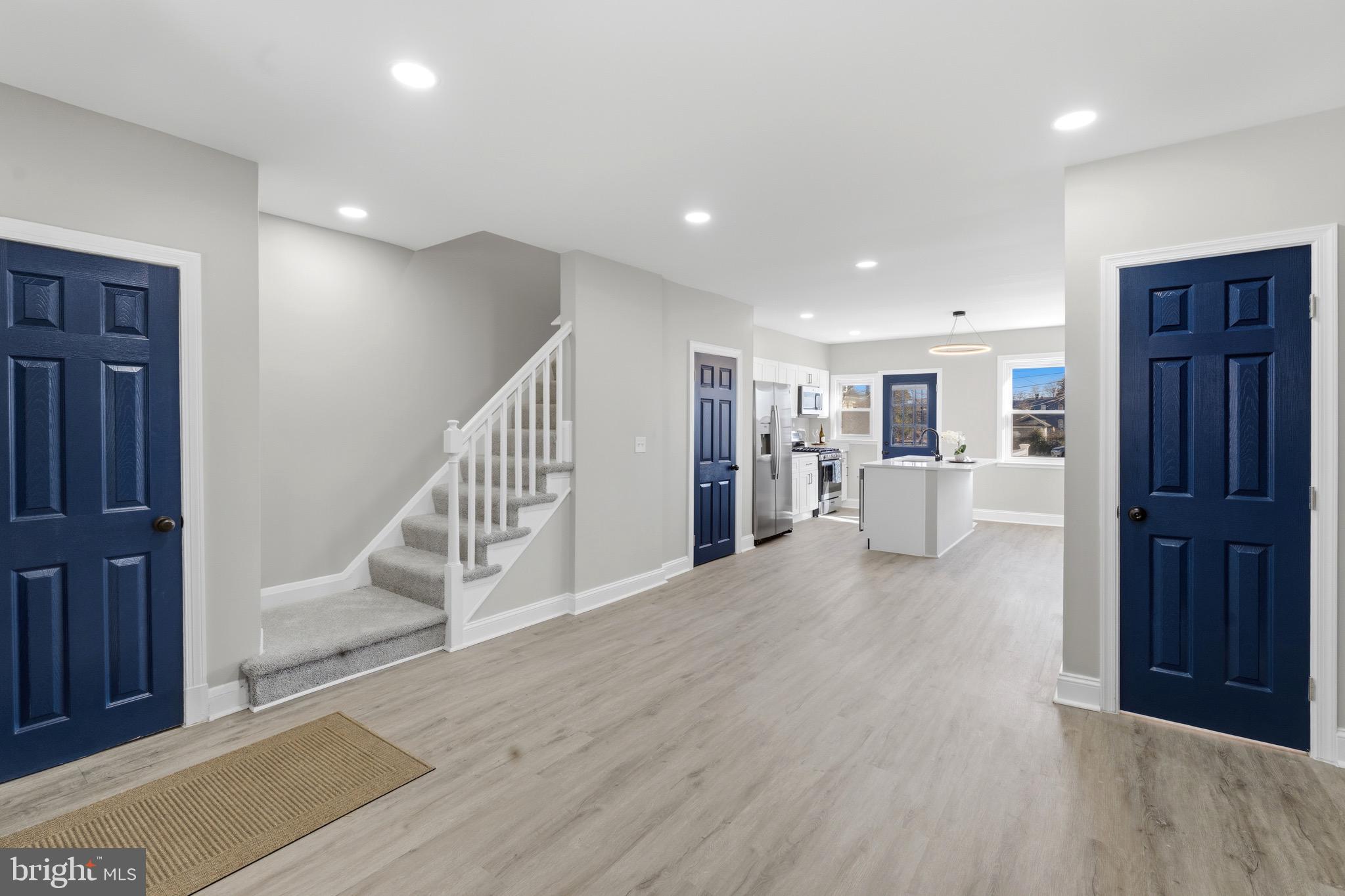 WEST ARLINGTON - Residential