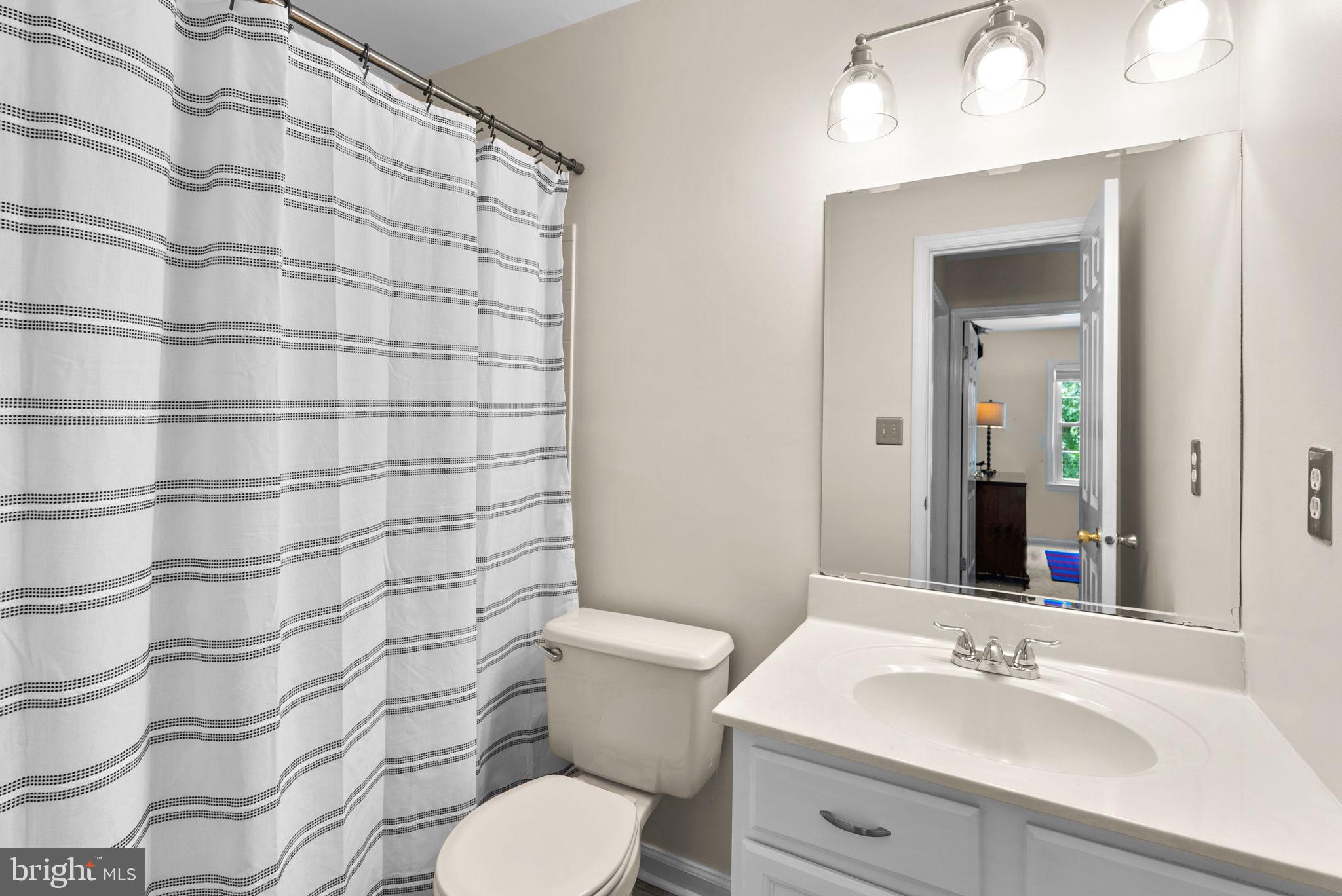 BAY HILLS - Residential