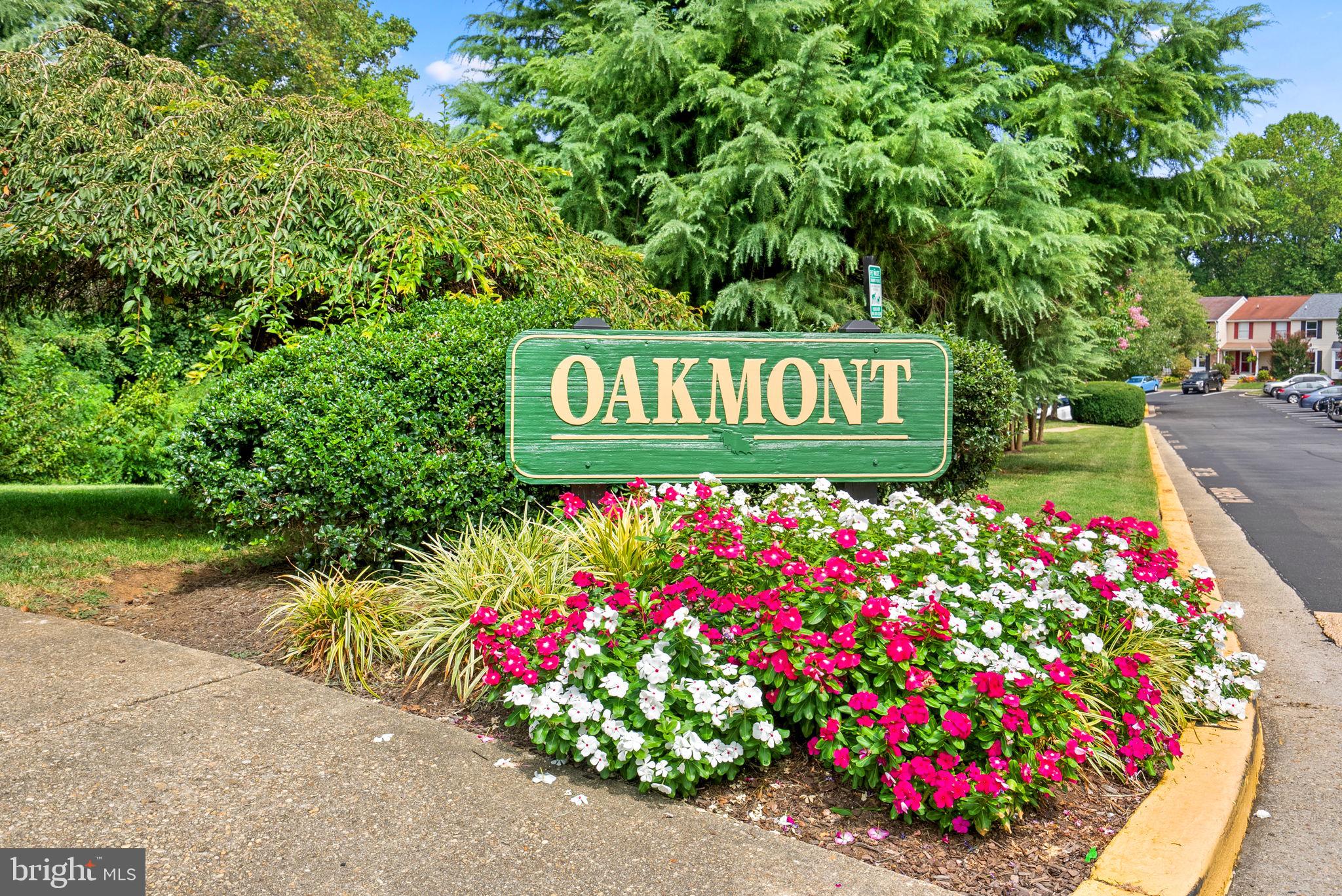 BAY HILLS - Residential