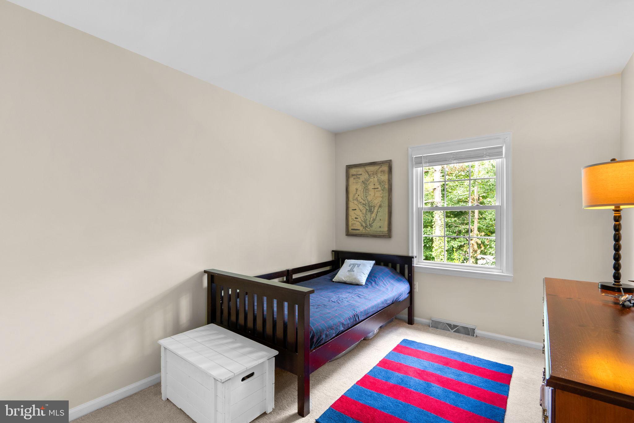 BAY HILLS - Residential