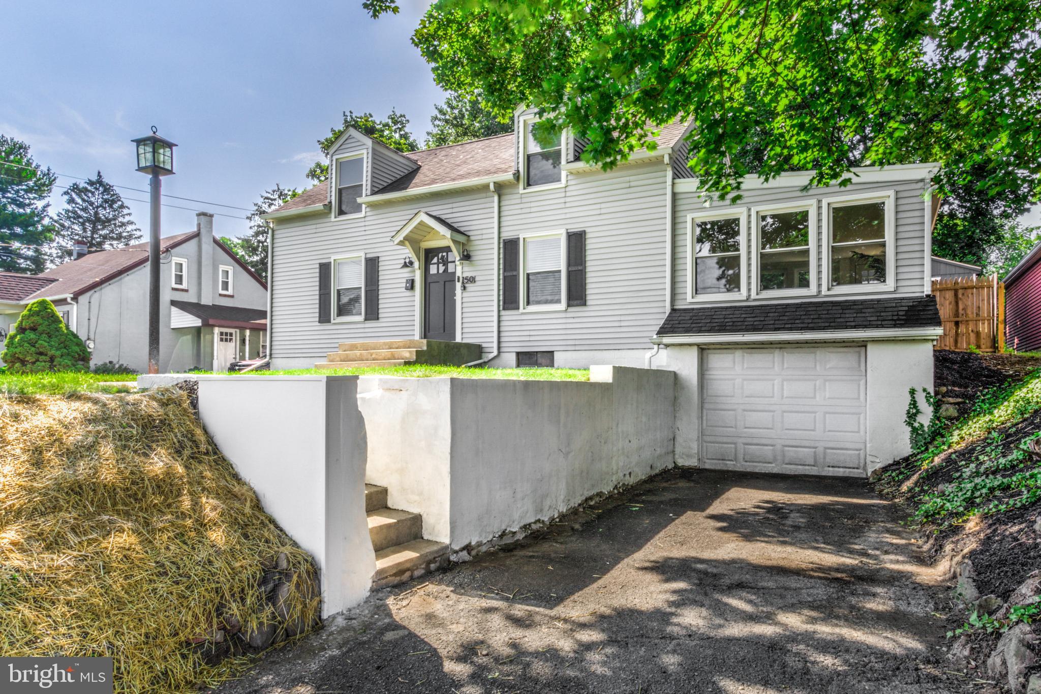 150 E NEW STREET