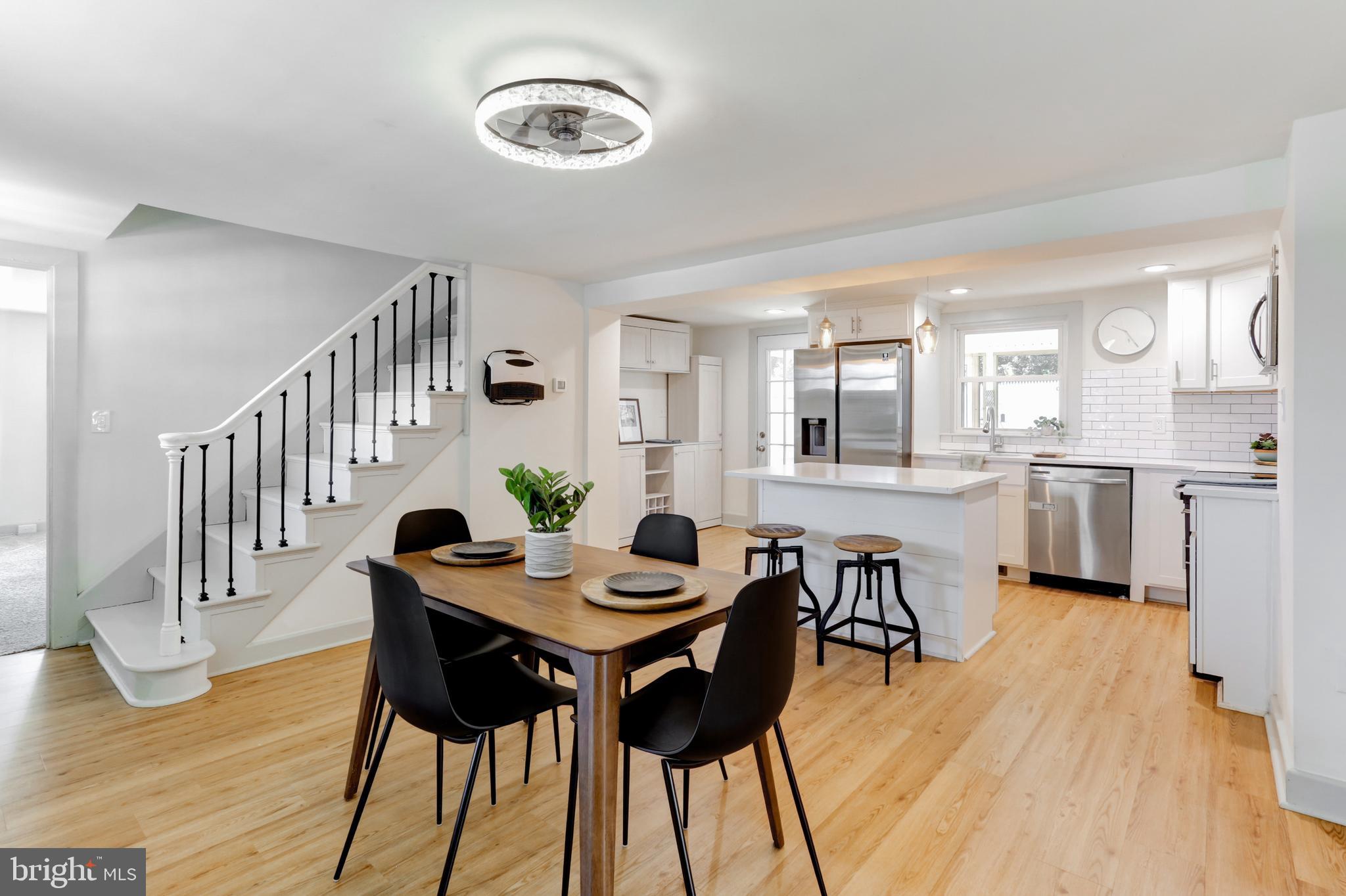 150 E NEW STREET