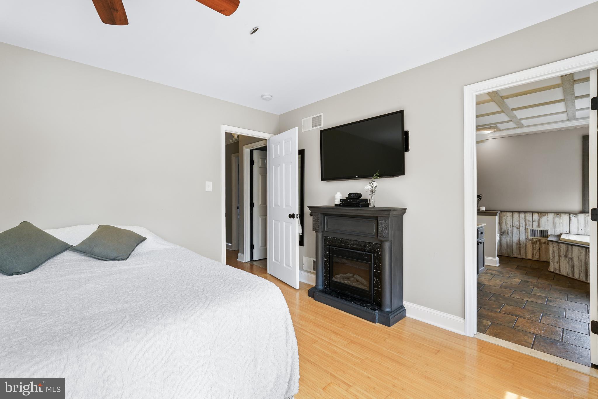 RICKETTS MILL - Residential