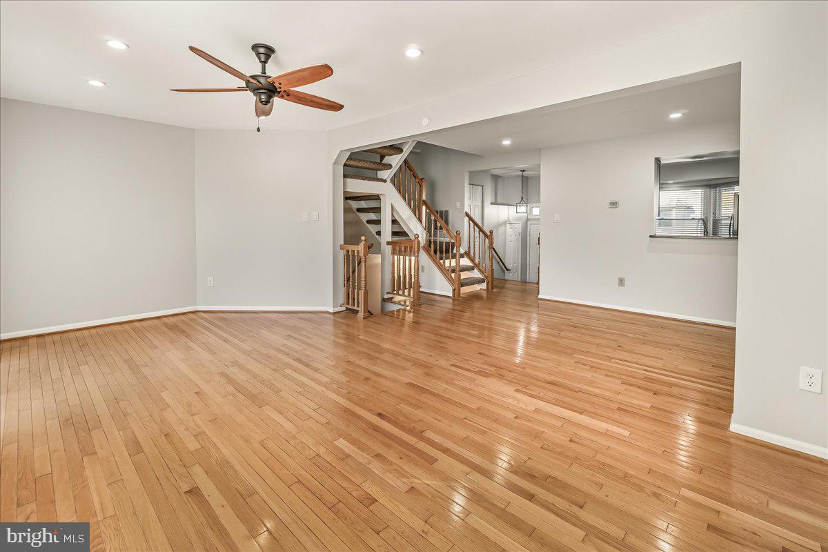 805 SUFFIELD DRIVE