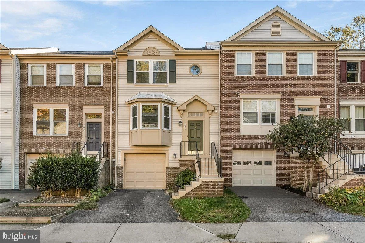 805 Suffield Drive
