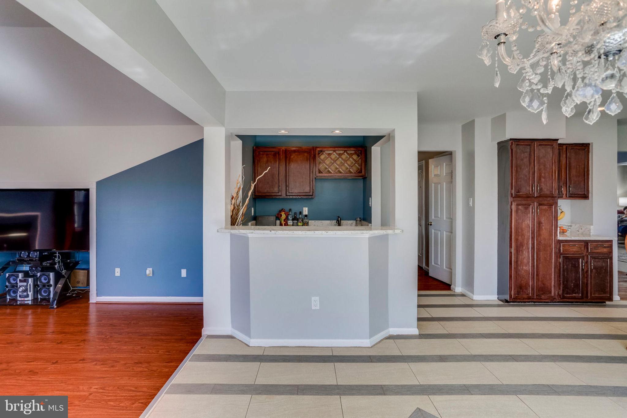 CHELTENHAM WOODS - Residential