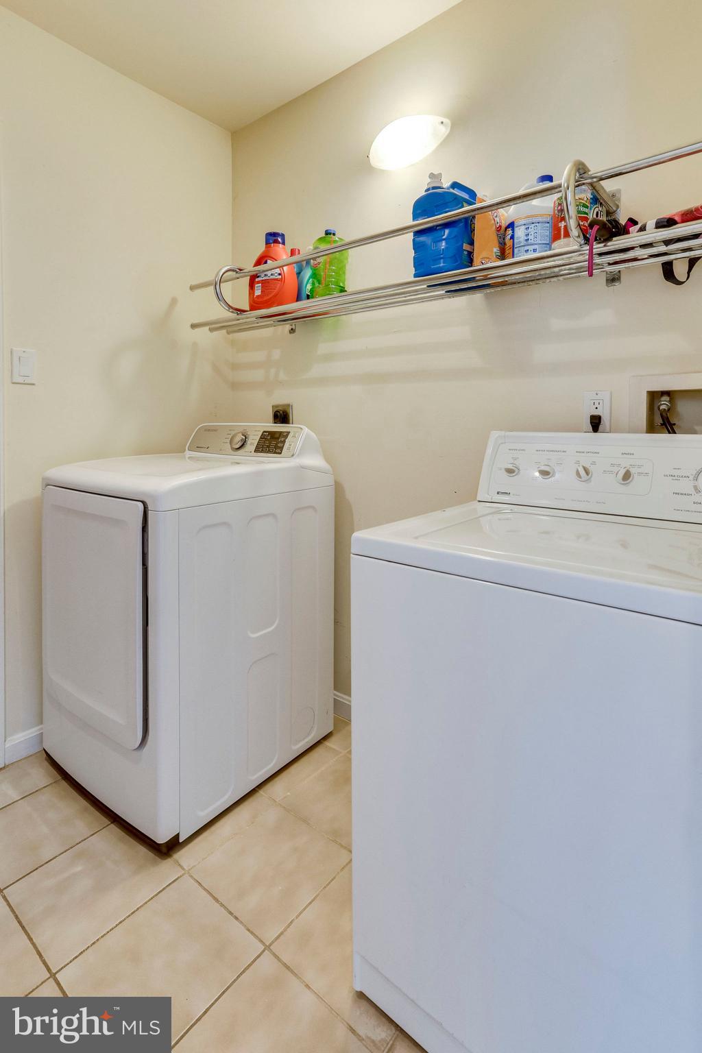 CHELTENHAM WOODS - Residential