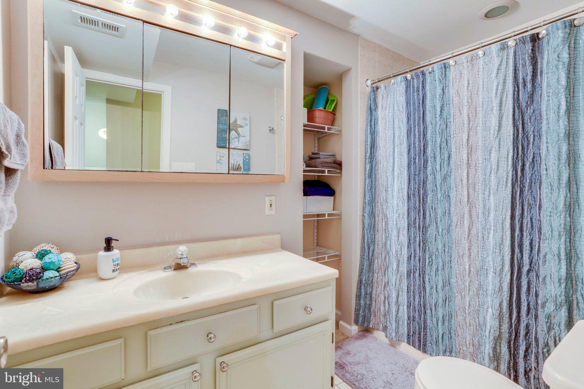 CHELTENHAM WOODS - Residential