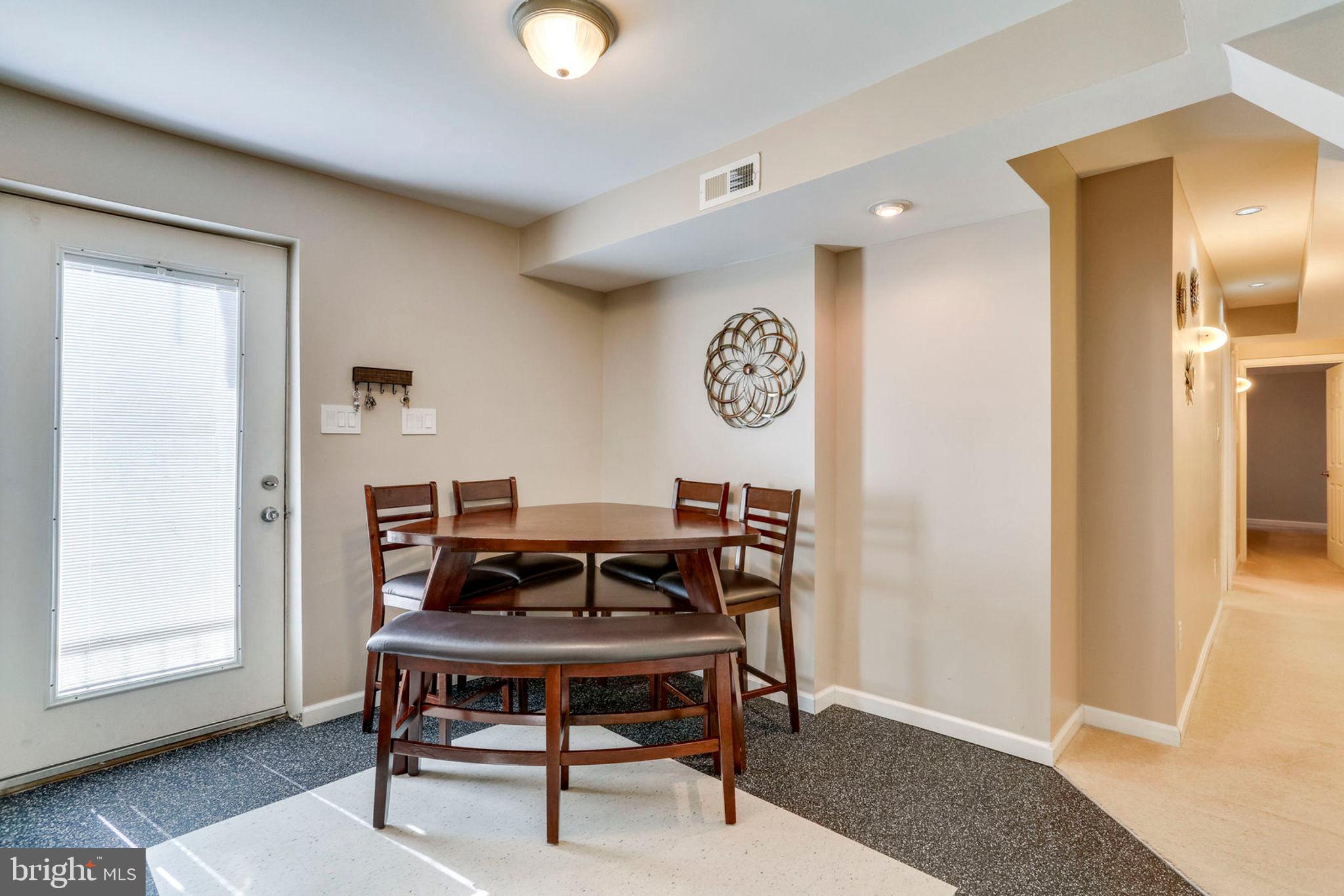 CHELTENHAM WOODS - Residential