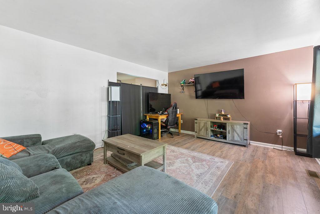 LAKE OF THE WOODS - Residential