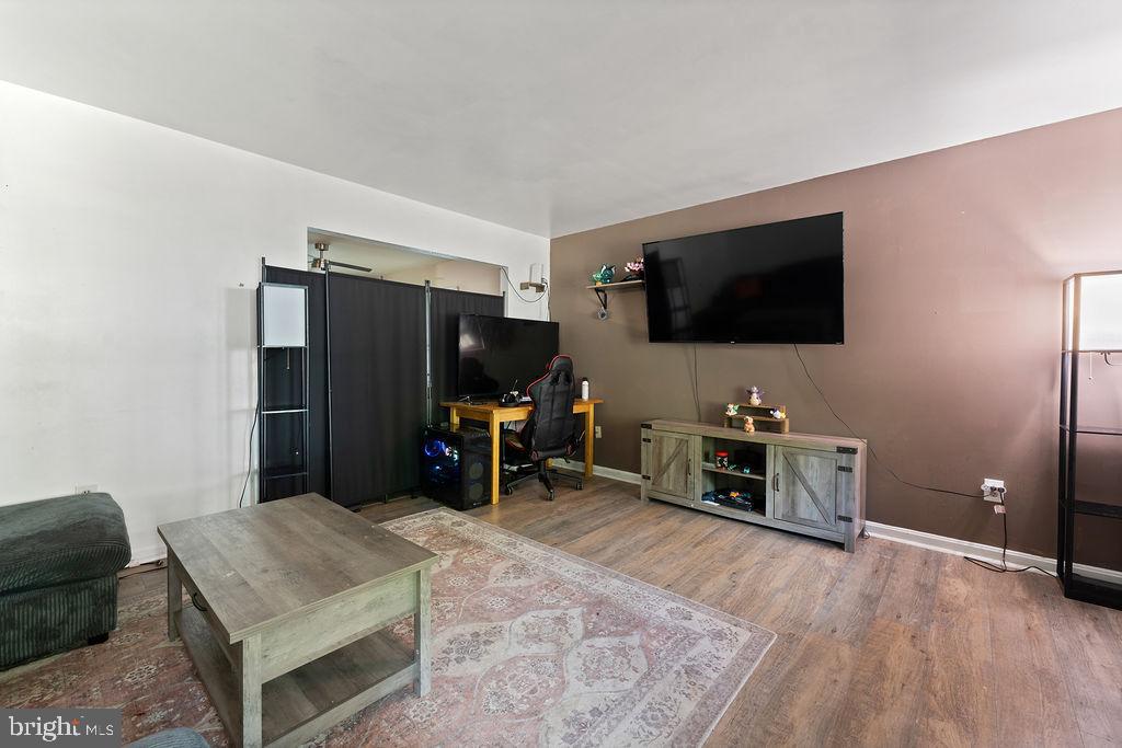 LAKE OF THE WOODS - Residential