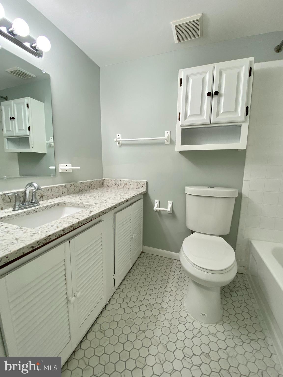 CHERRY GLEN CONDOS - Residential