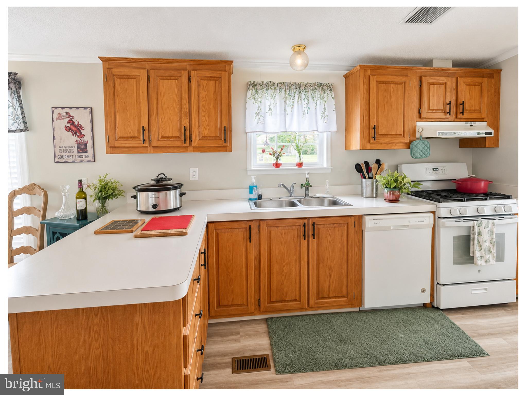 SHADOWSTONE VILLAGE - Residential