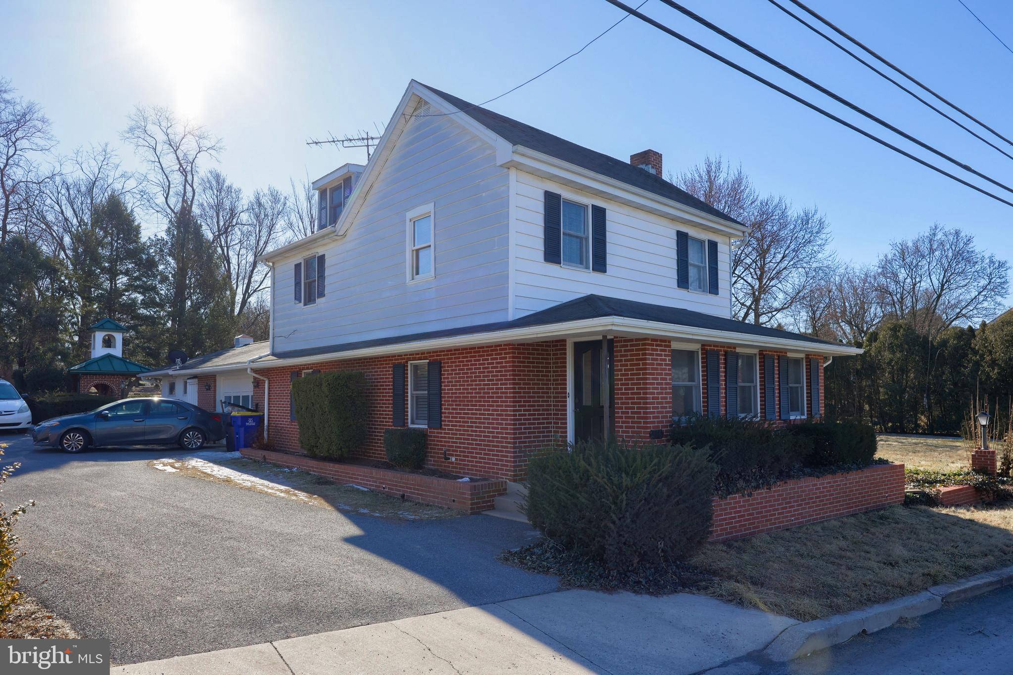 116 CENTER AVENUE