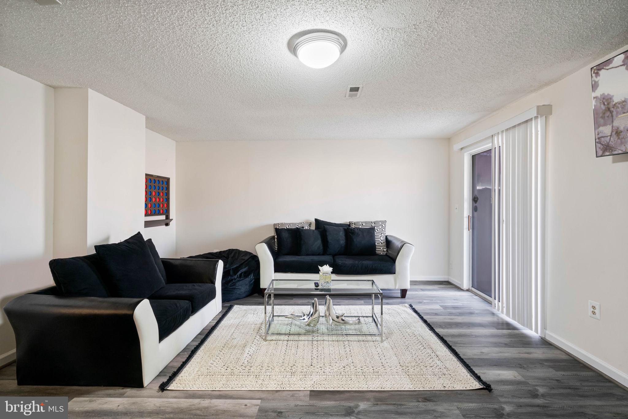 POTOMAC HILLS - Residential