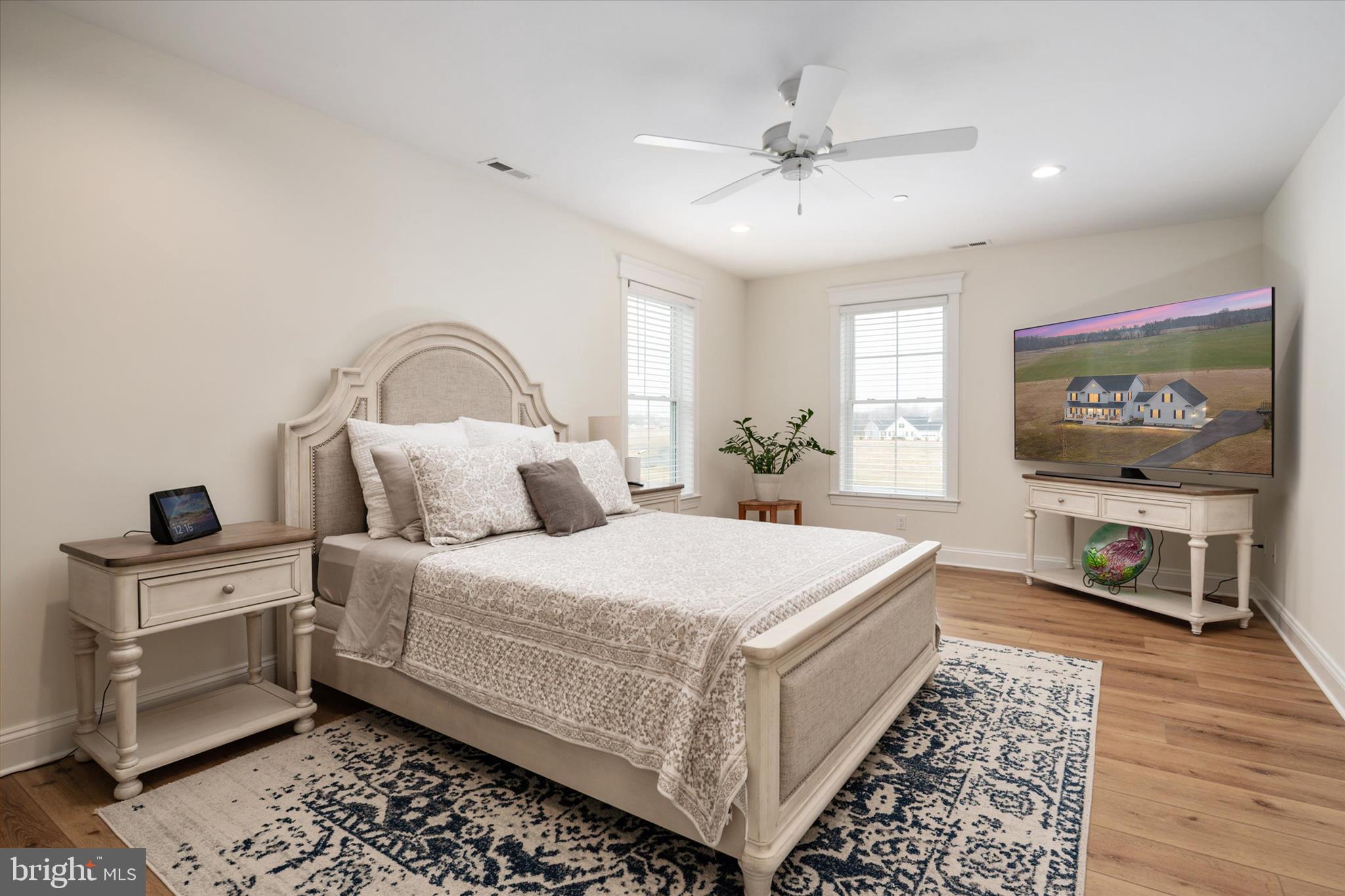 EAGLE MANOR - Residential