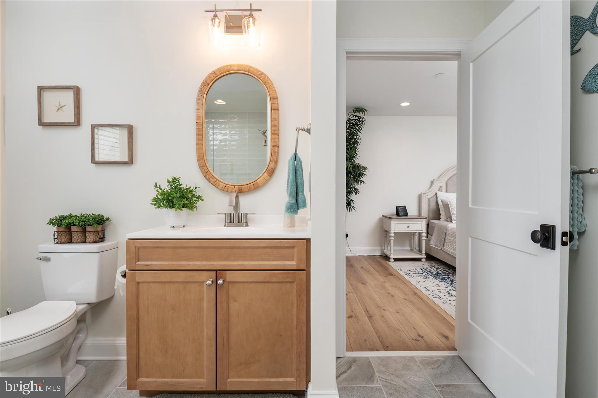 EAGLE MANOR - Residential