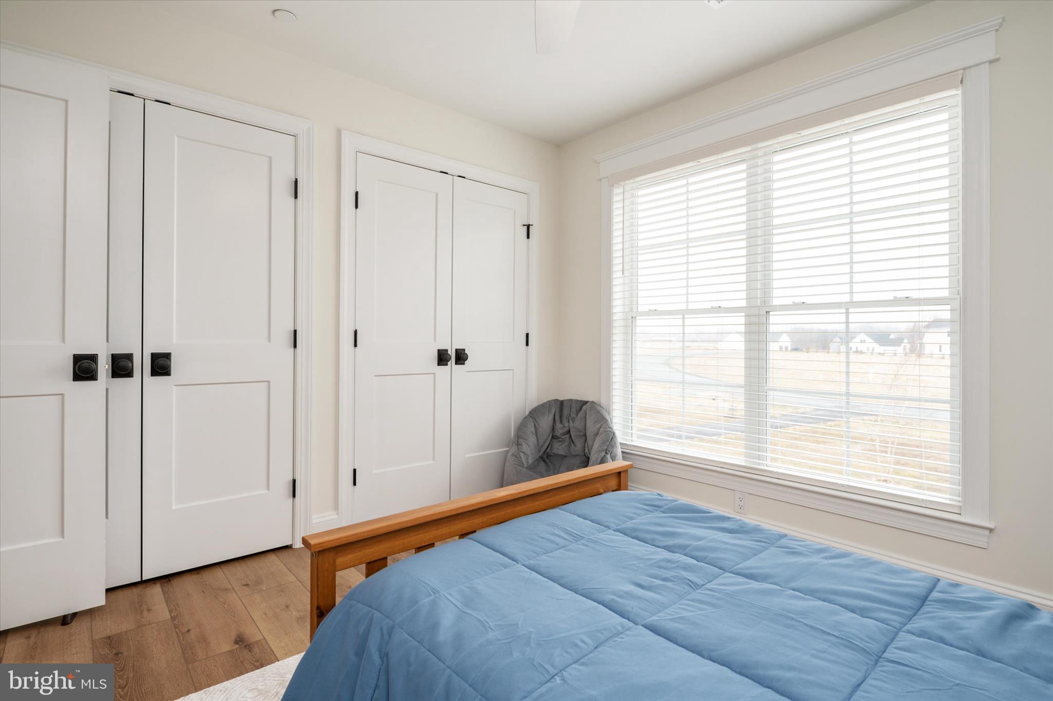 EAGLE MANOR - Residential