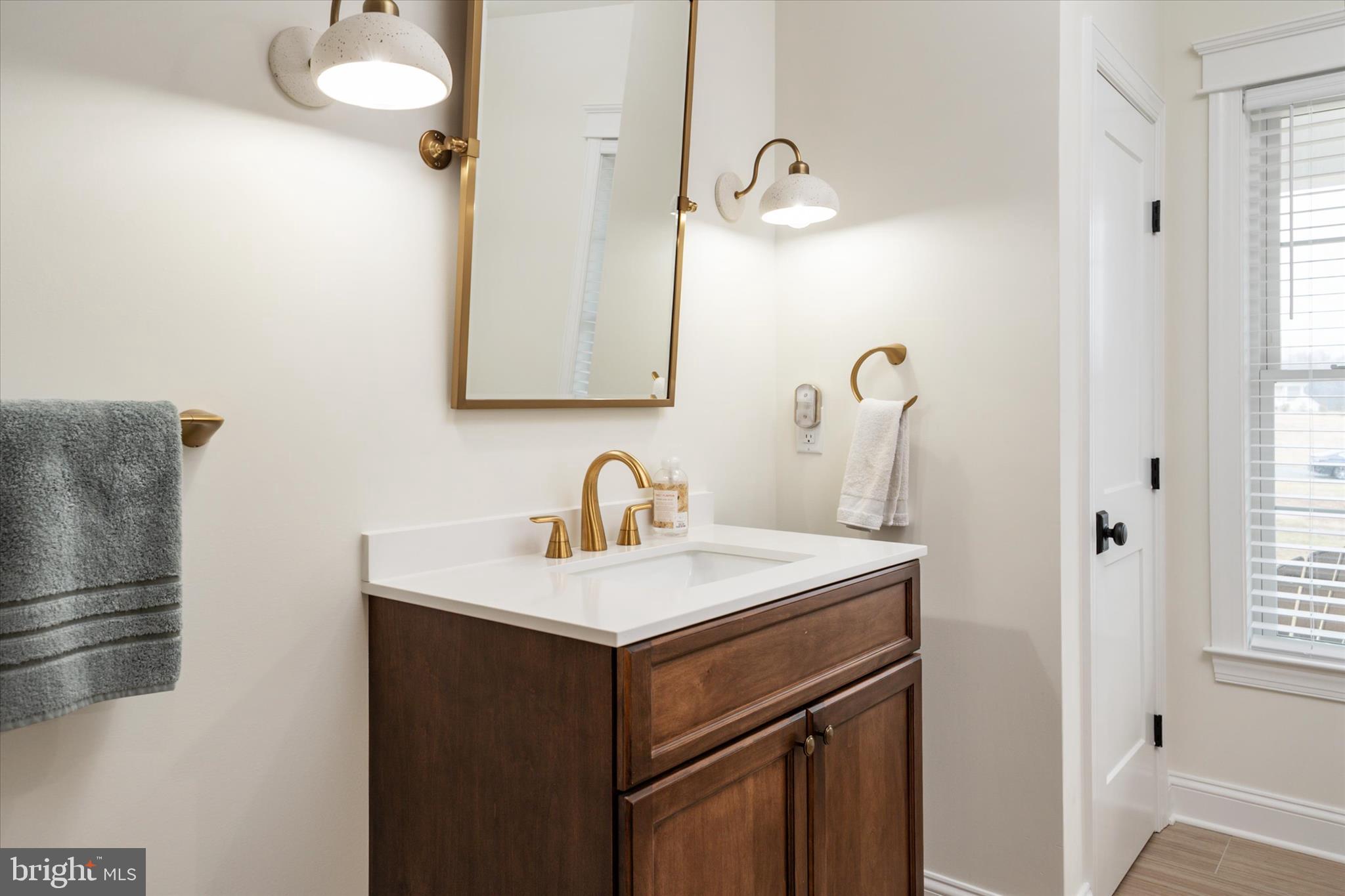 EAGLE MANOR - Residential