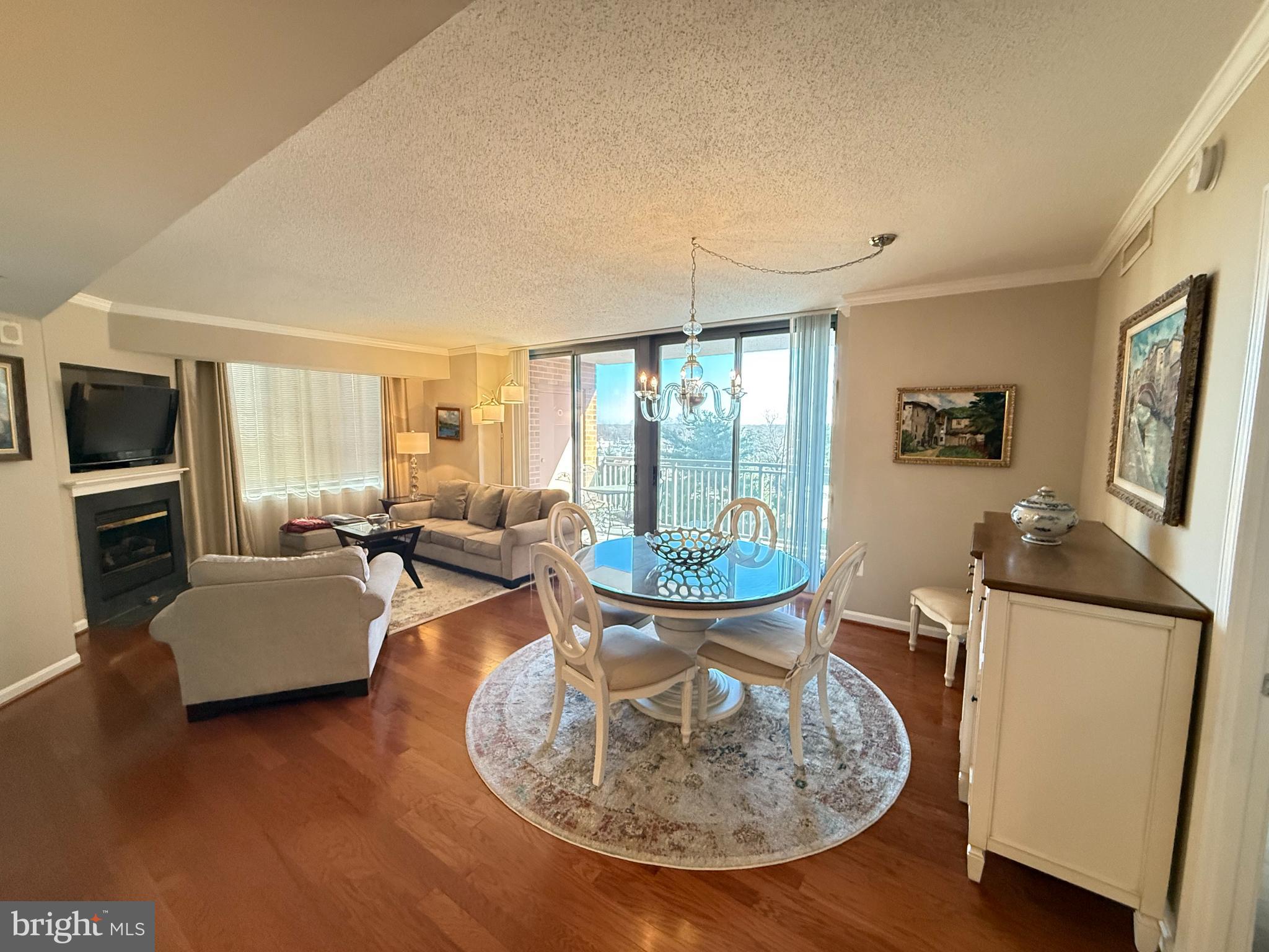 THE GALLERY - Residential Lease