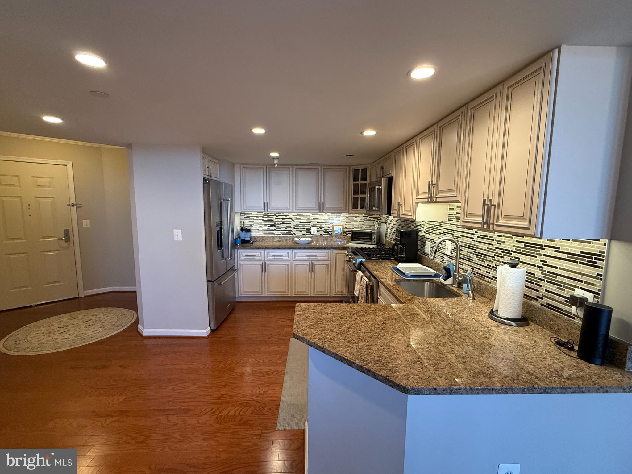 THE GALLERY - Residential Lease