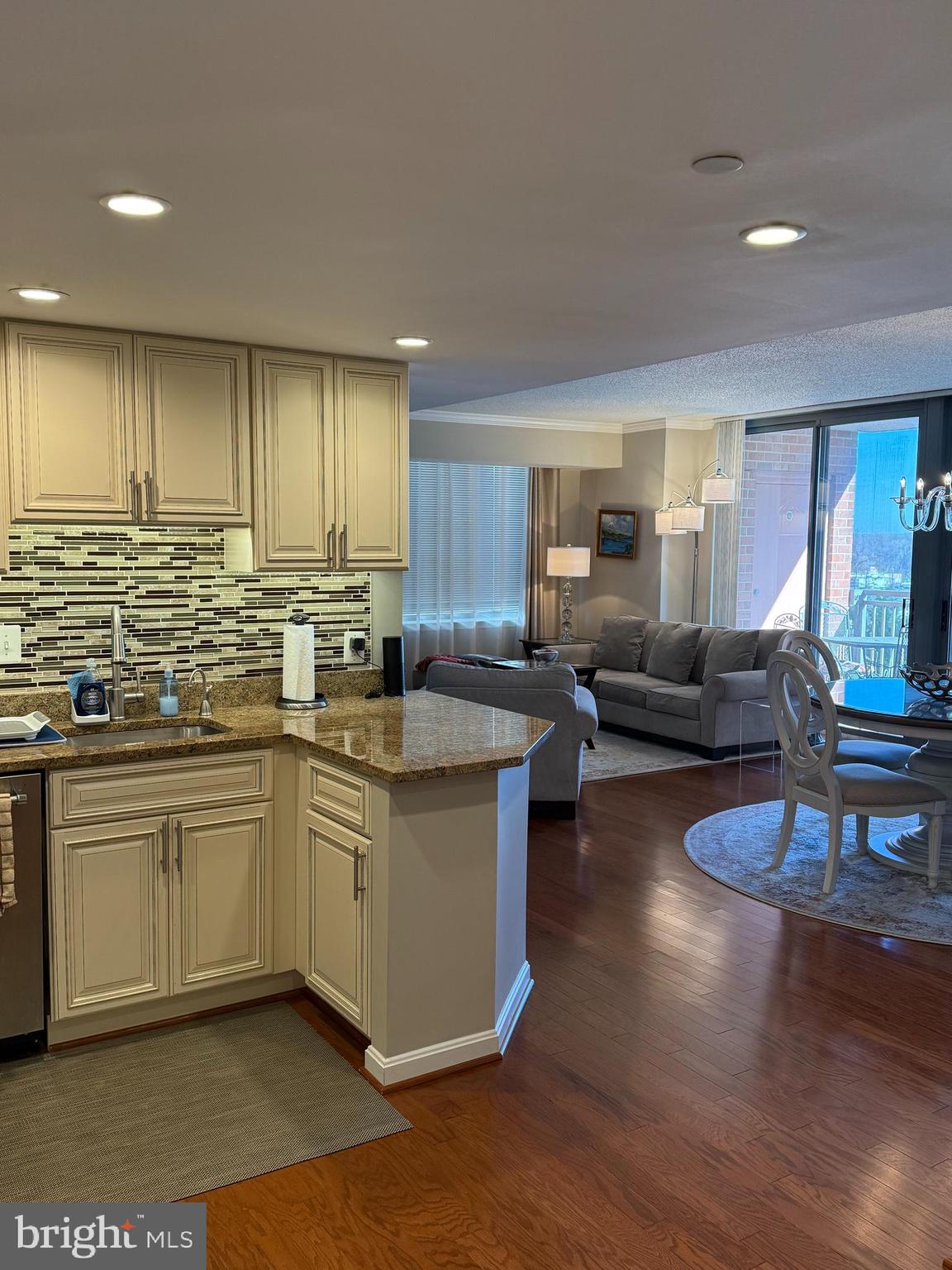 THE GALLERY - Residential Lease