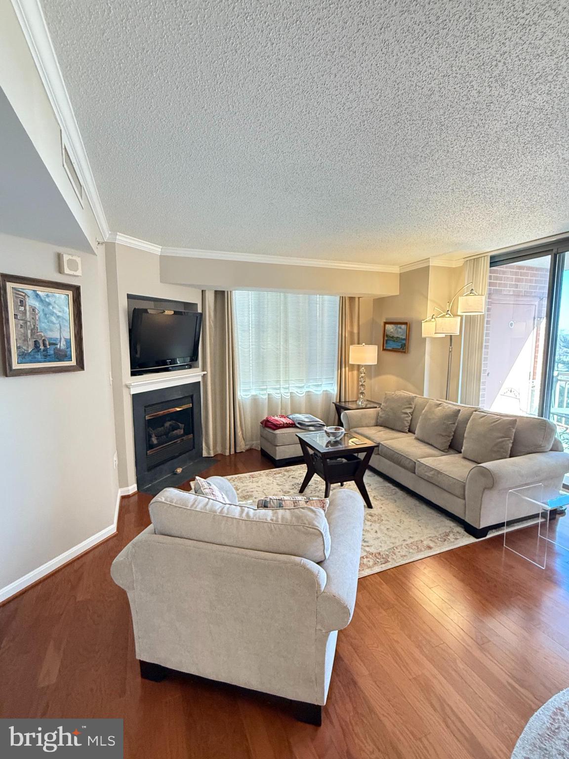 THE GALLERY - Residential Lease