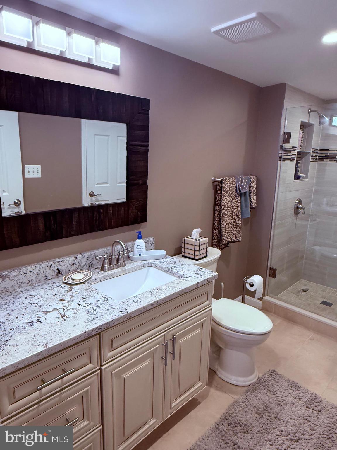 THE GALLERY - Residential Lease