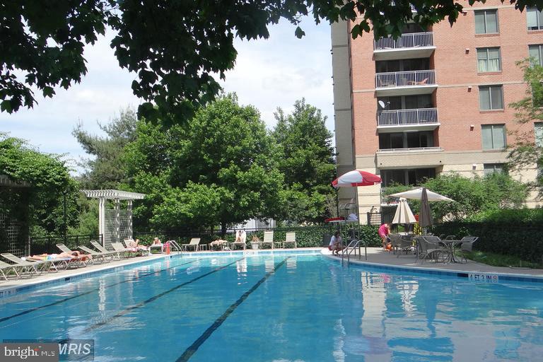 THE GALLERY - Residential Lease