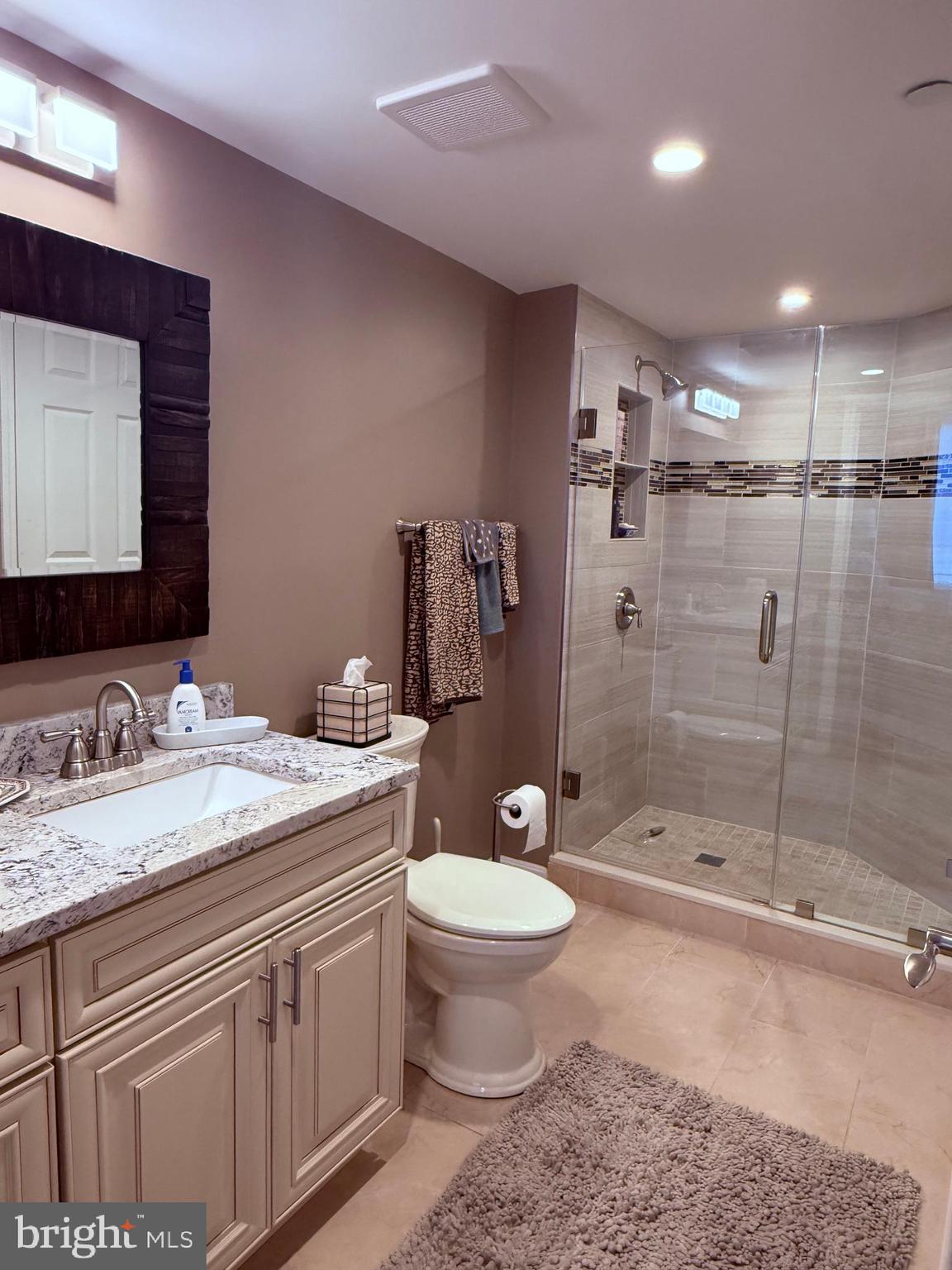 THE GALLERY - Residential Lease