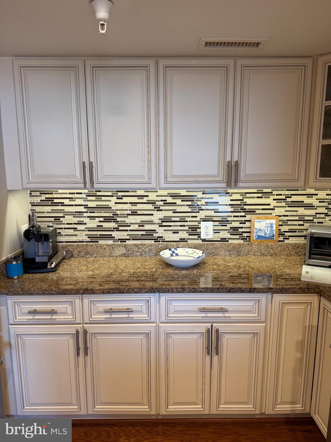 THE GALLERY - Residential Lease