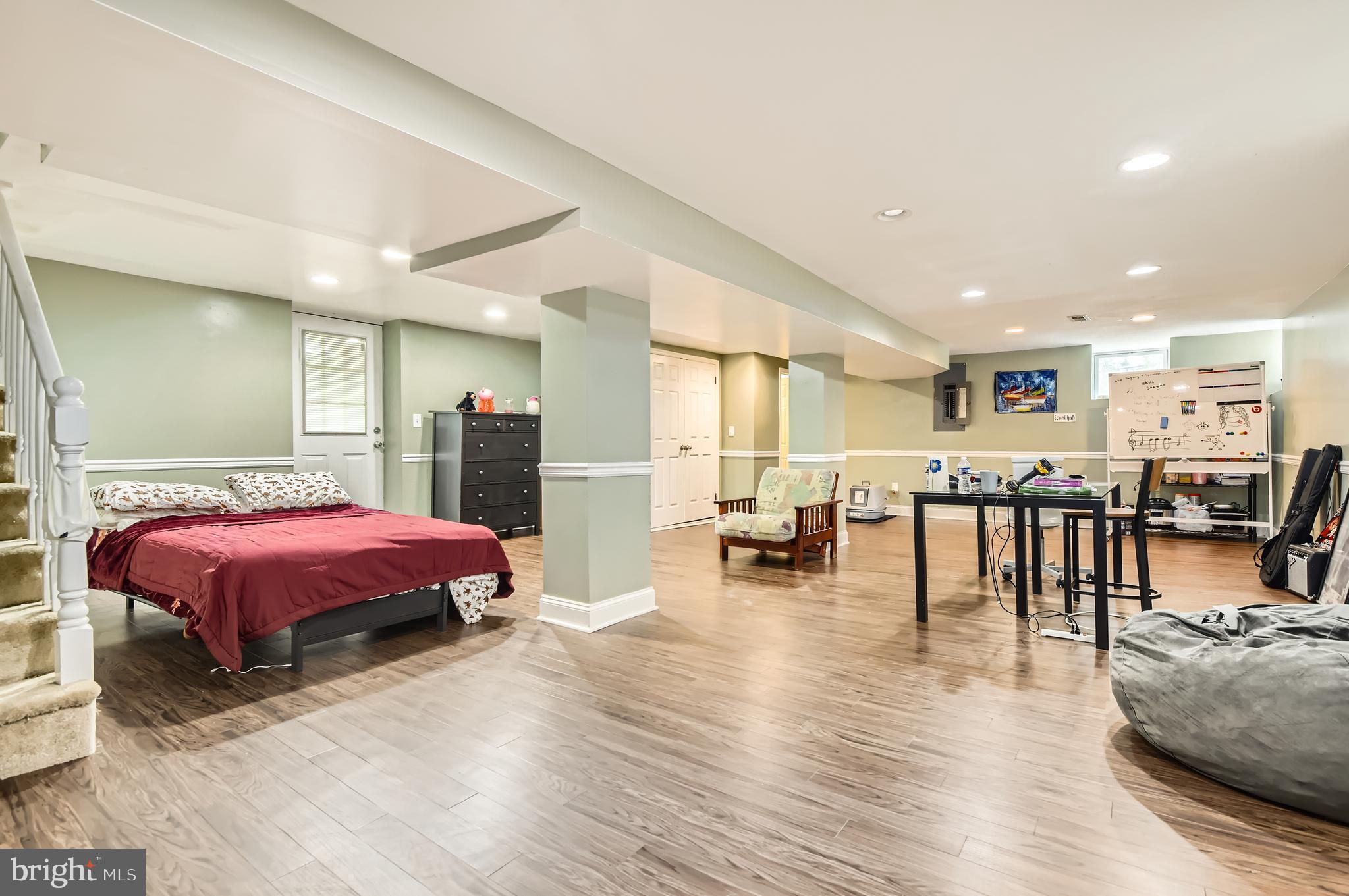 FAIRMOUNT PARK - Residential