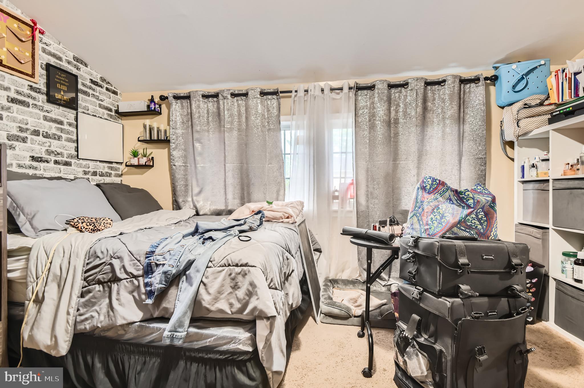 FAIRMOUNT PARK - Residential