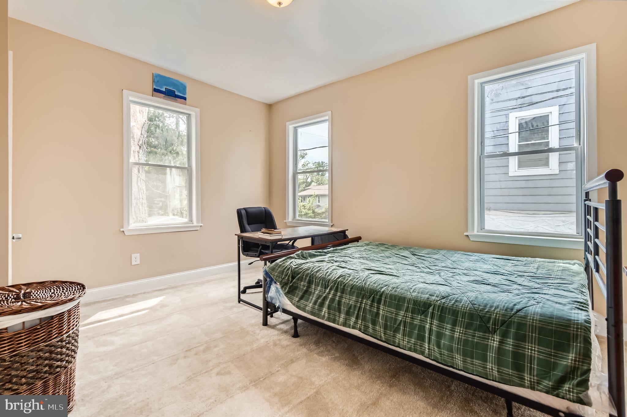 FAIRMOUNT PARK - Residential