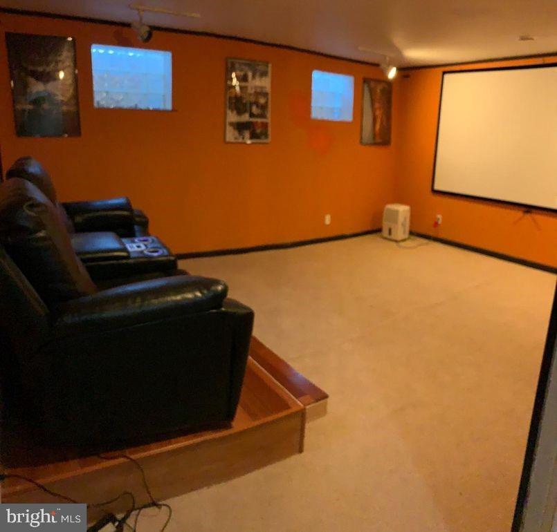 WOODLANDS - Residential Lease