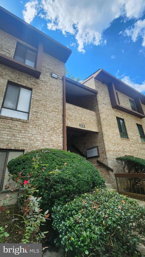 2218 CASTLE ROCK SQUARE 22C RESTON VA 20191