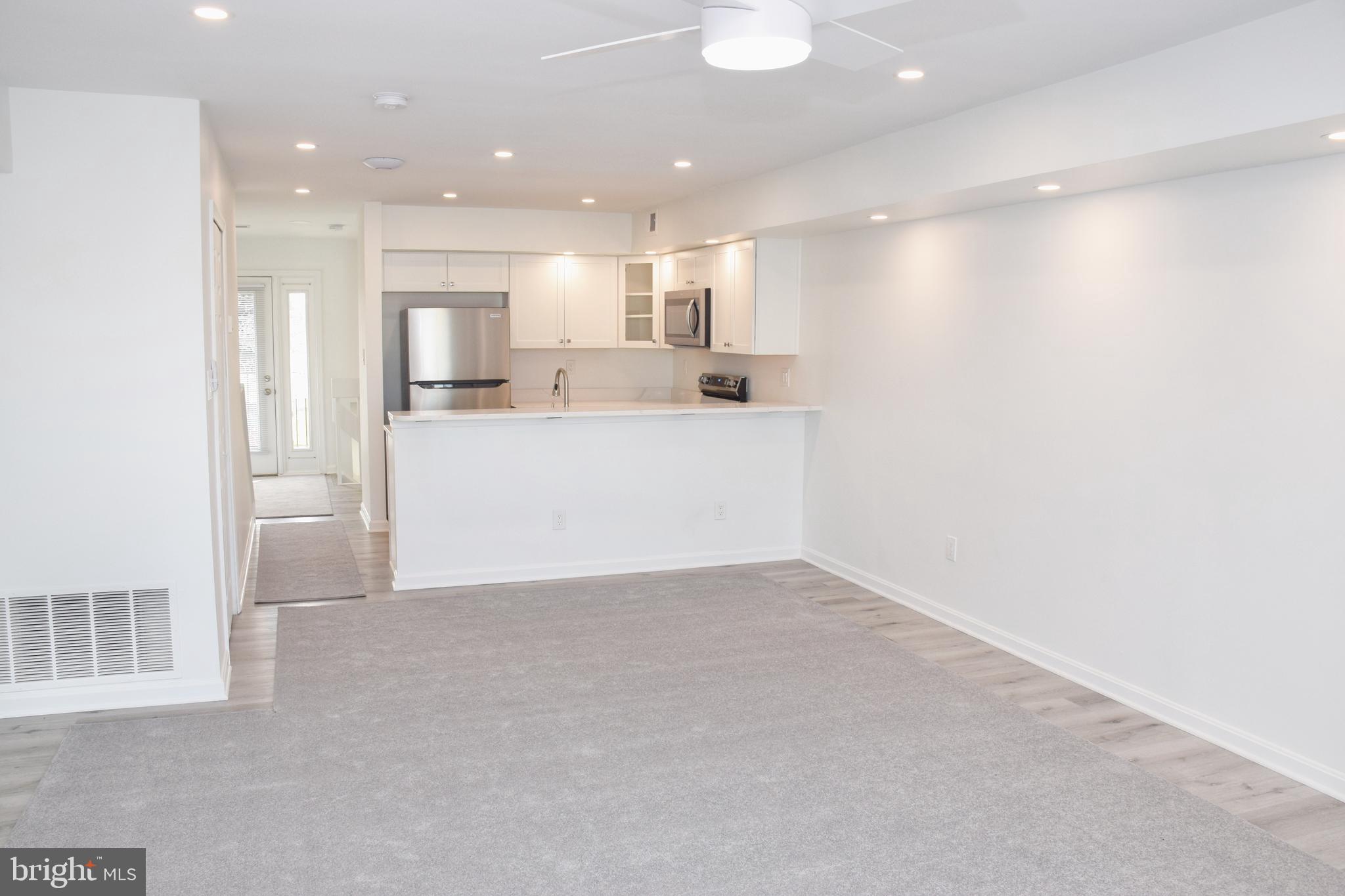 QUEENS LANDING - Residential Lease