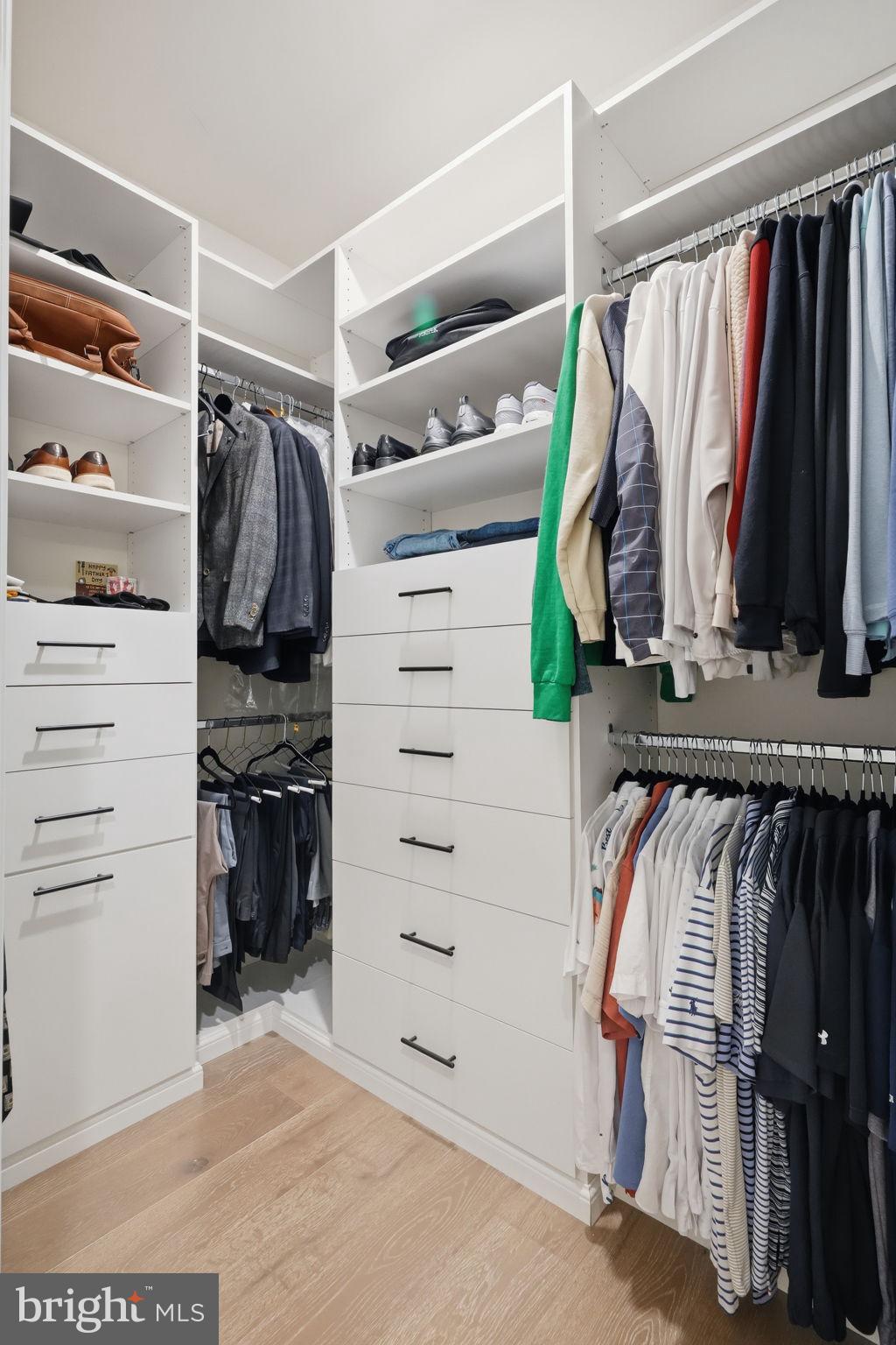 GREYSTONE - Residential