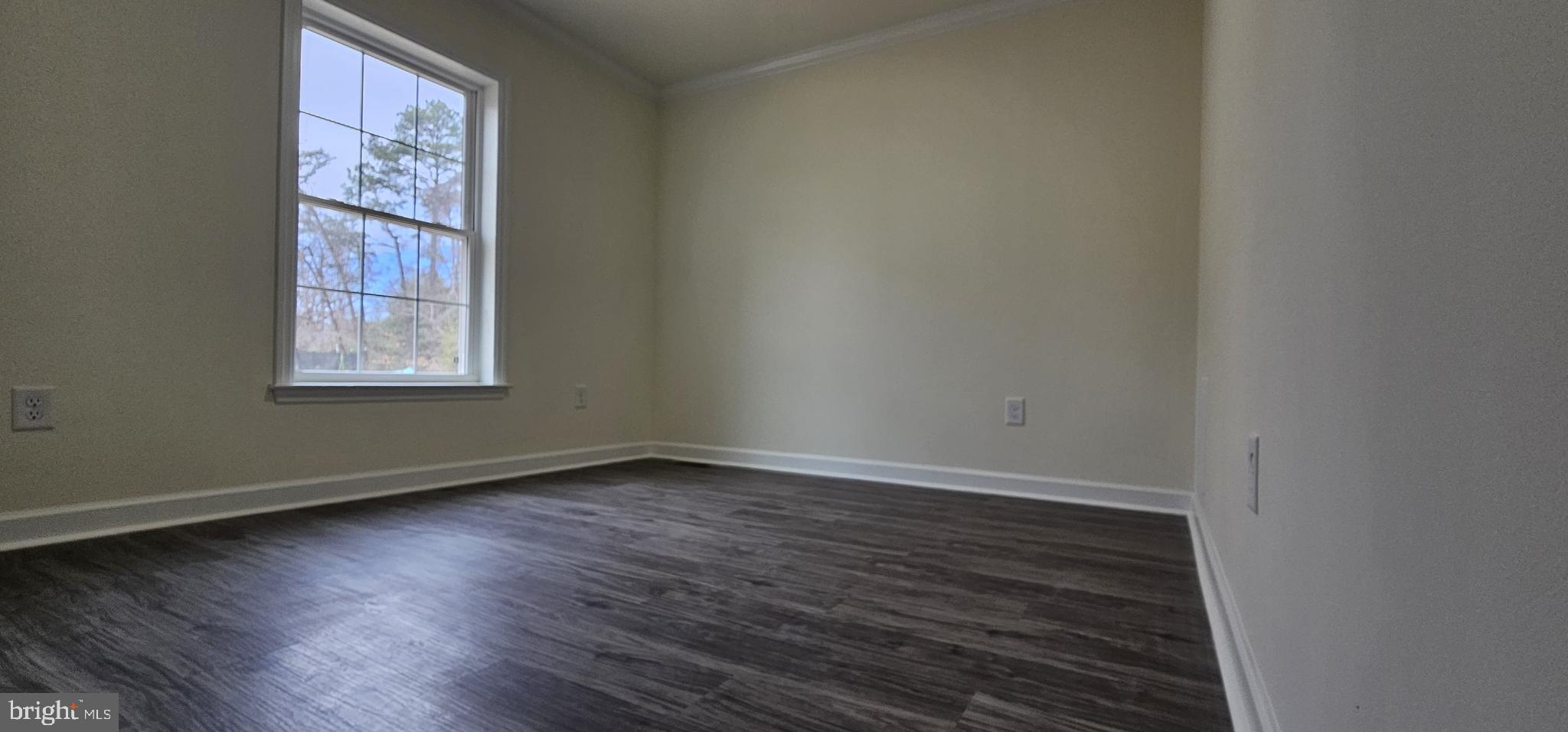 CAROLINE PINES - Residential