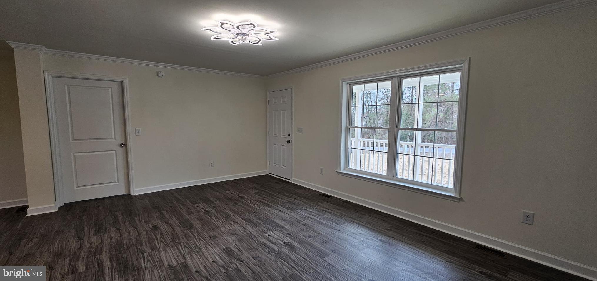 CAROLINE PINES - Residential