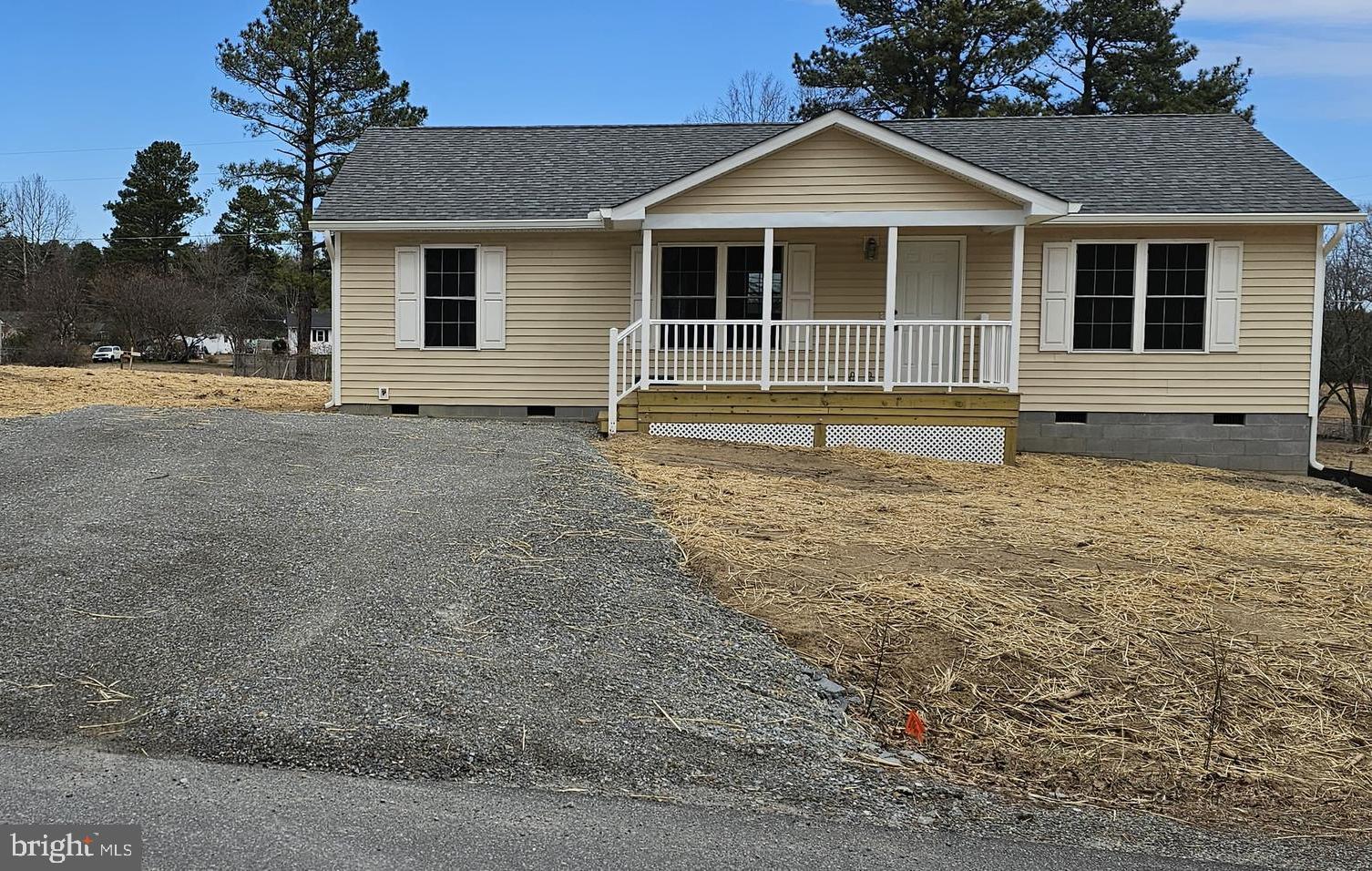 CAROLINE PINES - Residential